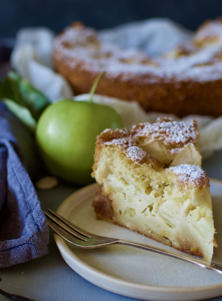 Apfelkuchen mit Marzipan